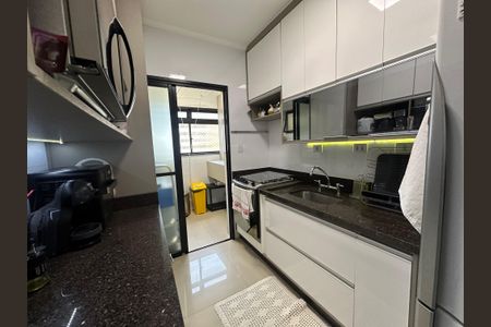 Apartamento à venda com 87m², 3 quartos e 2 vagasCozinha