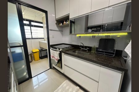 Apartamento à venda com 87m², 3 quartos e 2 vagasCozinha e Área de Serviço