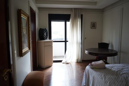 Apartamento para alugar com 500m², 4 quartos e 5 vagasSuíte 2