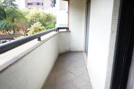 Apartamento para alugar com 500m², 4 quartos e 5 vagasVaranda da Suíte 4