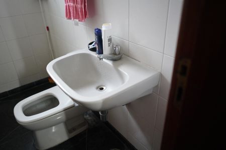 Apartamento para alugar com 500m², 4 quartos e 5 vagasBanheiro de Serviço