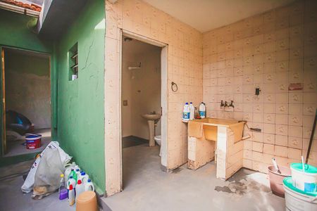 Casa à venda com 140m², 2 quartos e 4 vagas Casa à venda com 140m², 2 quartos e 4 vagasÁrea de Serviço