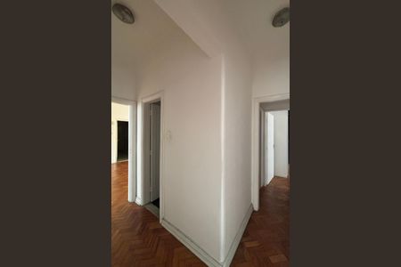 Apartamento para alugar com 160m², 3 quartos e 1 vagacorredor de acesso