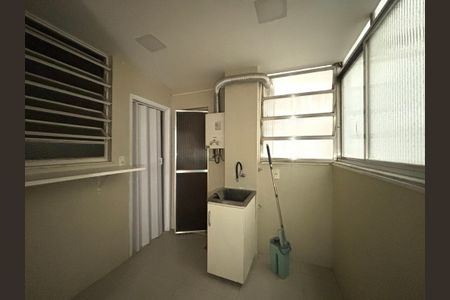 Apartamento para alugar com 160m², 3 quartos e 1 vagaÁrea de serviço