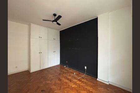 Apartamento para alugar com 160m², 3 quartos e 1 vagaSuíte