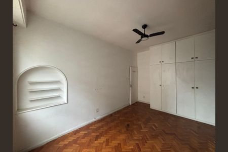 Apartamento para alugar com 160m², 3 quartos e 1 vagaSuíte