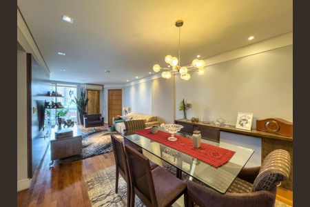 Apartamento à venda com 138m², 3 quartos e 2 vagas