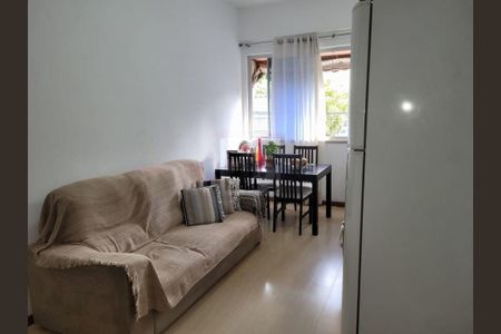 Apartamento à venda com 60m², 2 quartos e 1 vaga