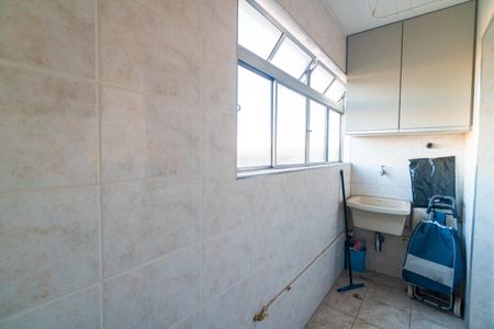 Apartamento à venda com 65m², 2 quartos e 1 vagaÁrea de Serviço