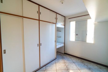 Apartamento à venda com 65m², 2 quartos e 1 vagaQuarto 2