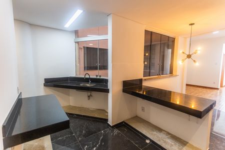 Apartamento à venda com 114m², 3 quartos e sem vaga Apartamento à venda com 114m², 3 quartos e sem vagaCozinha