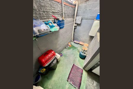 Casa à venda com 62m², 2 quartos e 1 vagaÁrea de Serviço