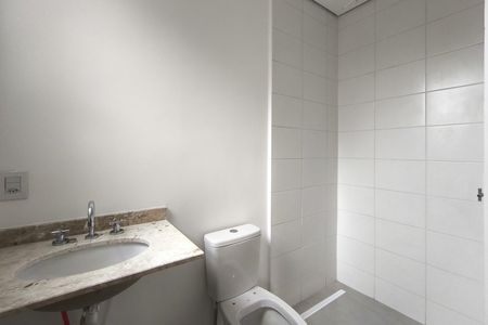 Apartamento à venda com 83m², 3 quartos e 2 vagasBanheiro da Suíte