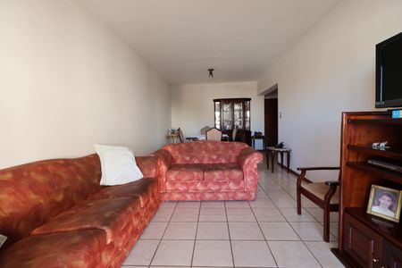 Apartamento para alugar com 107m², 2 quartos e 1 vagaSala