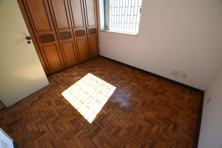 Casa à venda com 390m², 7 quartos e 4 vagasQuarto 2