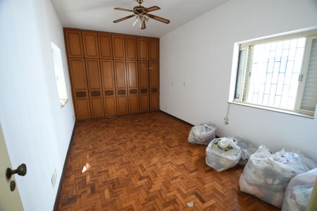 Casa à venda com 390m², 7 quartos e 4 vagasQuarto 3 - Suíte