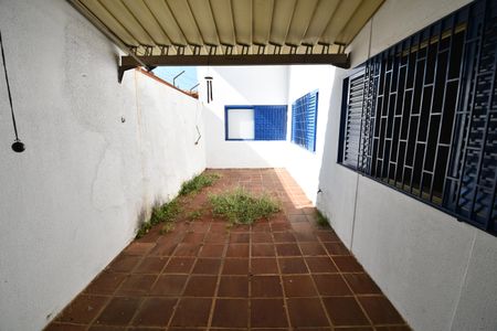 Casa à venda com 390m², 7 quartos e 4 vagasSala - Vista