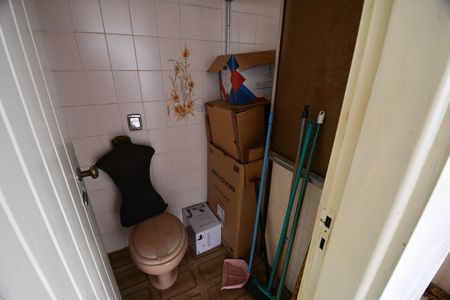 Casa à venda com 390m², 7 quartos e 4 vagasBanheiro de serviço