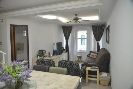 Casa à venda com 135m², 3 quartos e 3 vagasSala