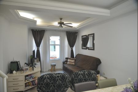 Casa à venda com 135m², 3 quartos e 3 vagasSala