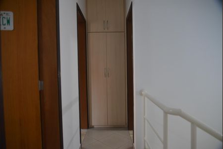 Casa à venda com 135m², 3 quartos e 3 vagasCorredor