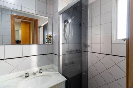 Apartamento à venda com 72m², 3 quartos e 2 vagasBanheiro da Suíte