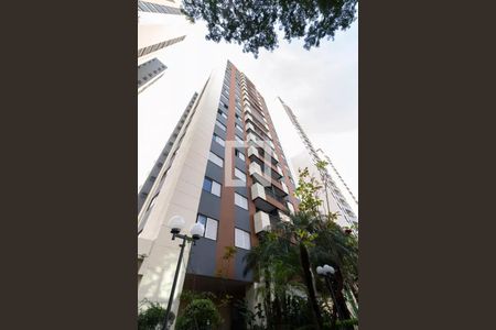 Apartamento à venda com 72m², 3 quartos e 2 vagasFachada