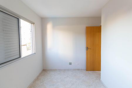Apartamento à venda com 72m², 3 quartos e 2 vagasQuarto 2