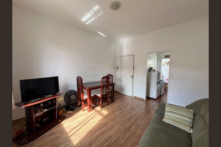 Apartamento à venda com 63m², 2 quartos e sem vagaSala