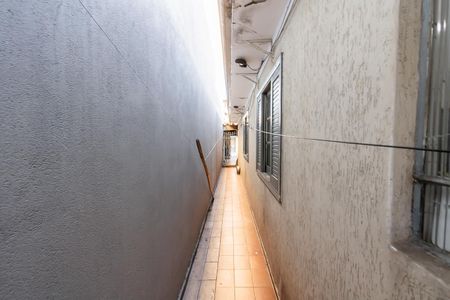 Casa à venda com 125m², 3 quartos e 2 vagas Casa à venda com 125m², 3 quartos e 2 vagasCorredor