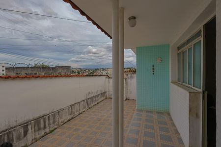Casa à venda com 360m², 3 quartos e 3 vagasVaranda