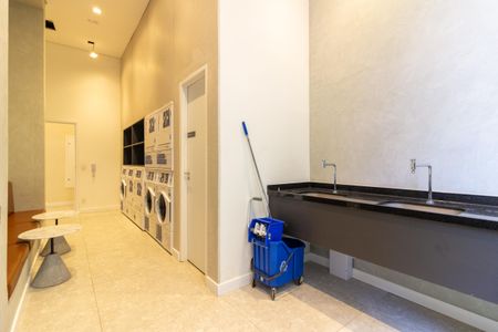 Studio à venda com 27m², 1 quarto e sem vagaÁrea Comum - Lavanderia