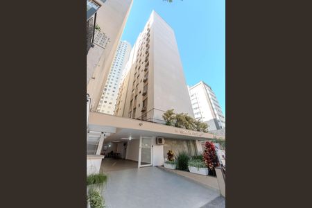 Apartamento à venda com 40m², 1 quarto e 1 vagaFachada