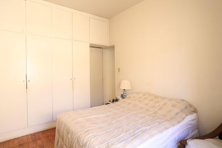 Apartamento à venda com 74m², 3 quartos e 1 vagaQuarto 2