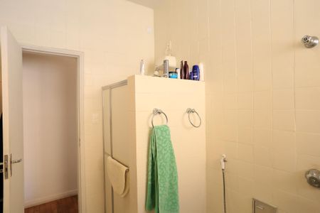 Apartamento à venda com 74m², 3 quartos e 1 vagaBanheiro