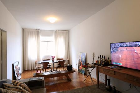 Apartamento à venda com 74m², 3 quartos e 1 vagaSala