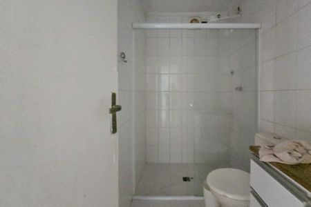 Apartamento para alugar com 64m², 2 quartos e 1 vaga Apartamento para alugar com 64m², 2 quartos e 1 vagaBanheiro
