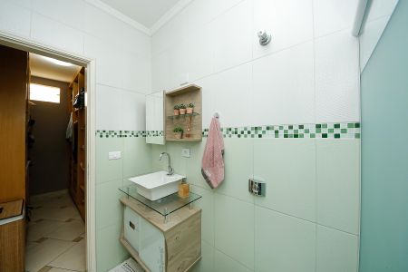 Casa à venda com 250m², 3 quartos e 2 vagas Casa à venda com 250m², 3 quartos e 2 vagasBanheiro Suíte 2