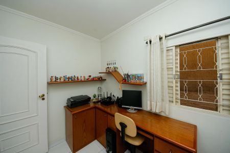 Casa à venda com 250m², 3 quartos e 2 vagas Casa à venda com 250m², 3 quartos e 2 vagasQuarto 1