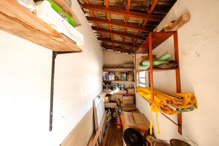 Casa à venda com 250m², 3 quartos e 2 vagas Casa à venda com 250m², 3 quartos e 2 vagasQuarto de Serviço