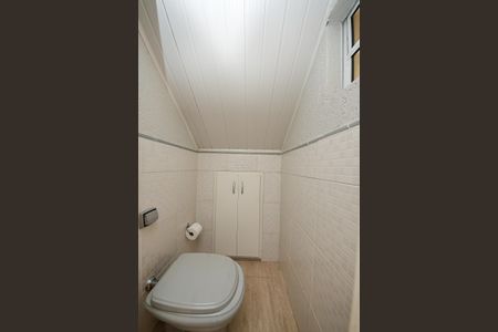 Casa à venda com 250m², 3 quartos e 2 vagas Casa à venda com 250m², 3 quartos e 2 vagasLavabo 2