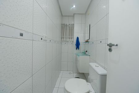 Casa à venda com 250m², 3 quartos e 2 vagas Casa à venda com 250m², 3 quartos e 2 vagasLavabo