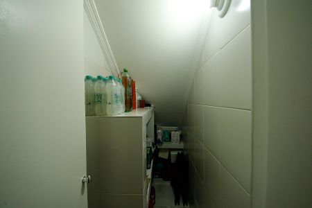 Casa à venda com 250m², 3 quartos e 2 vagas Casa à venda com 250m², 3 quartos e 2 vagasDespensa