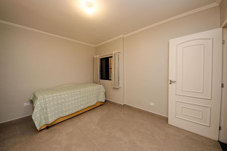 Casa à venda com 250m², 3 quartos e 2 vagas Casa à venda com 250m², 3 quartos e 2 vagasSuíte 1