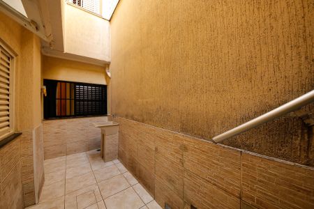 Casa à venda com 250m², 3 quartos e 2 vagas Casa à venda com 250m², 3 quartos e 2 vagasÁrea de Serviço 1