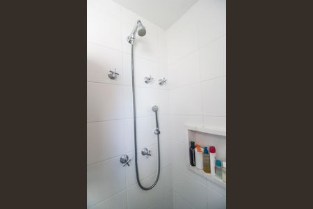 Apartamento à venda com 60m², 1 quarto e 1 vaga Apartamento à venda com 60m², 1 quarto e 1 vagaBanheiro da Suíte