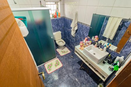 Casa à venda com 230m², 3 quartos e 2 vagas Casa à venda com 230m², 3 quartos e 2 vagasBanheiro da Suíte 3