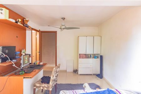 Casa à venda com 230m², 3 quartos e 2 vagas Casa à venda com 230m², 3 quartos e 2 vagasSuíte 1