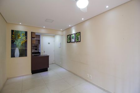 Apartamento para alugar com 46m², 2 quartos e 2 vagasSala