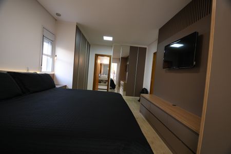 Casa de condomínio à venda com 200m², 3 quartos e 4 vagasQuarto Suíte 1